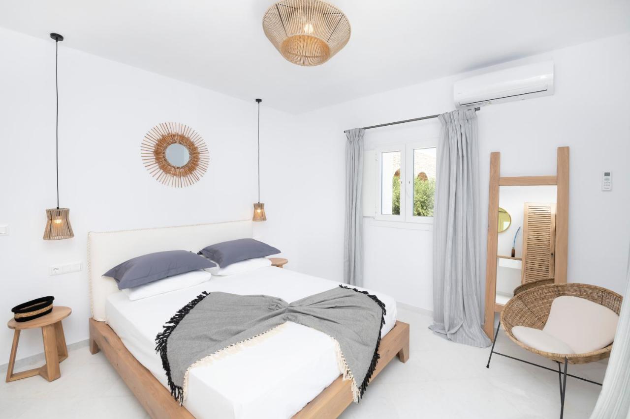 Salty Villas, Chrissipi Antiparos Exterior photo